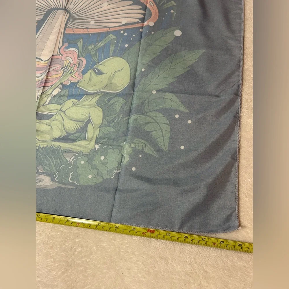 New alien mushroom smoke 420 tapestry dorm room college home decor gift wall